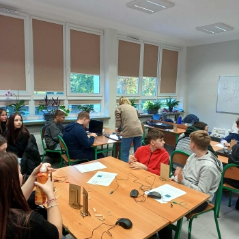 63180392-93ae-44d9-a6d7-f9a70e1bdbe2