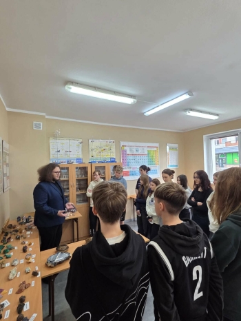 42bc1cb8-c09d-40b1-b165-f69befbaecd3