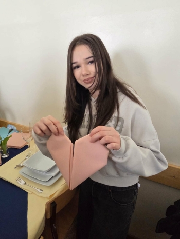 aaf310dc-909d-4b2b-bbf8-48df8caf6507