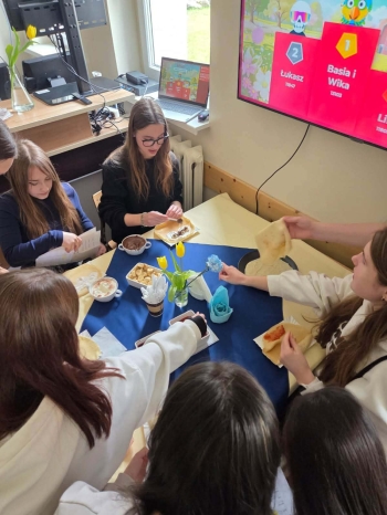 21867791-a657-48df-837d-0ec3b52353ea