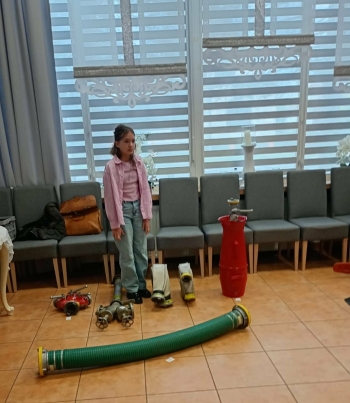 4a4a49cc-5c81-40ec-9f6d-f0dd78ff1b41